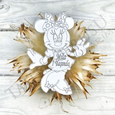 Pleksi ayna lazer kesim Mickey Mouse1